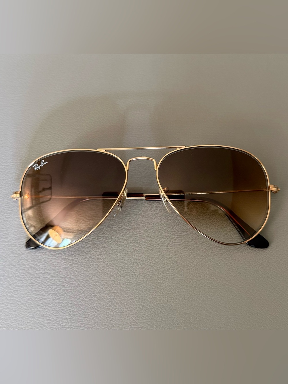 Ray-Ban RB3025 Aviator Gradient Sunglasses Light Brown / Polished Arista Gold